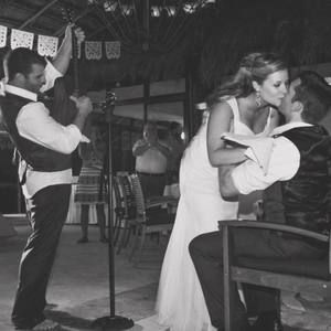 Meet your Posher, Robin